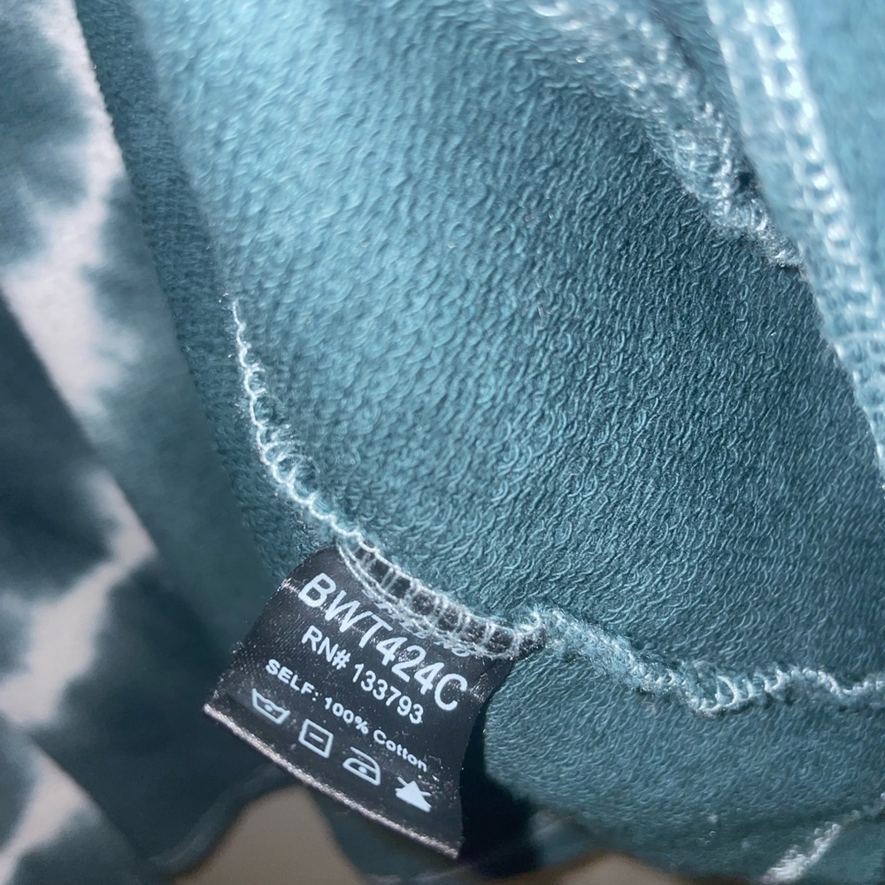Vici Tie-Dye Button Down - Picture 6 of 7